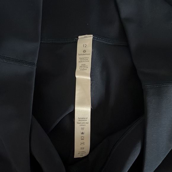 Wunder Under HR Tight 28" - - Picture 6 of 7